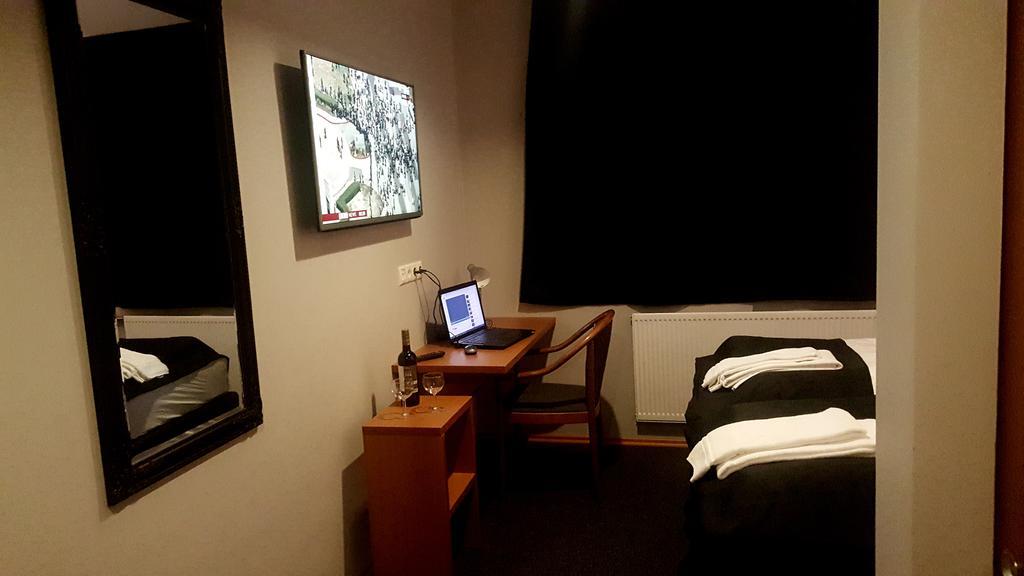 Hotel Austur Reydarfjordur Buitenkant foto