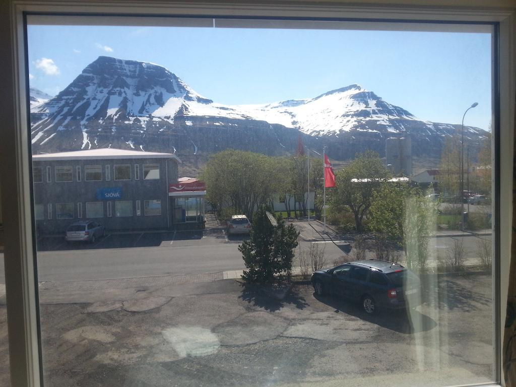 Hotel Austur Reydarfjordur Buitenkant foto